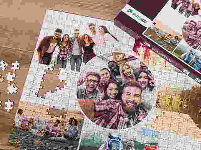 Photo puzzle collage