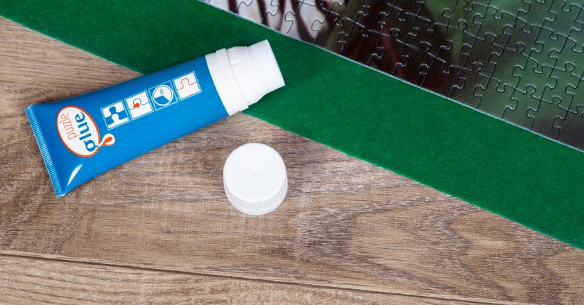 Puzzle Glue